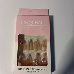 LINQI Nail Professional Pink Nude Press-On Nails
